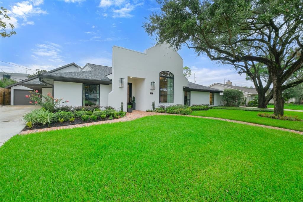 5310 Paisley St, Houston, TX 77096