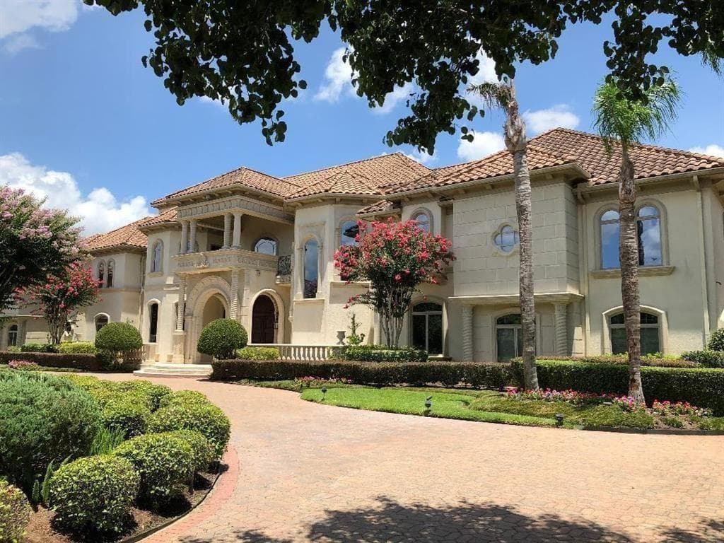 29 Beacon Hill, Sugar Land, TX 77479